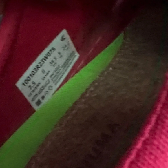 Cariuma OCA Low Pantone Magenta Canvas Sneakers Sz 7.5 - Picture 8 of 8